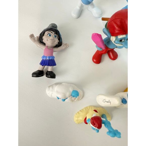 Set of 17 Smurfs Figures 3" Tall Includes Papa, Chef, Brainy, Panicky - Picture 7 of 12